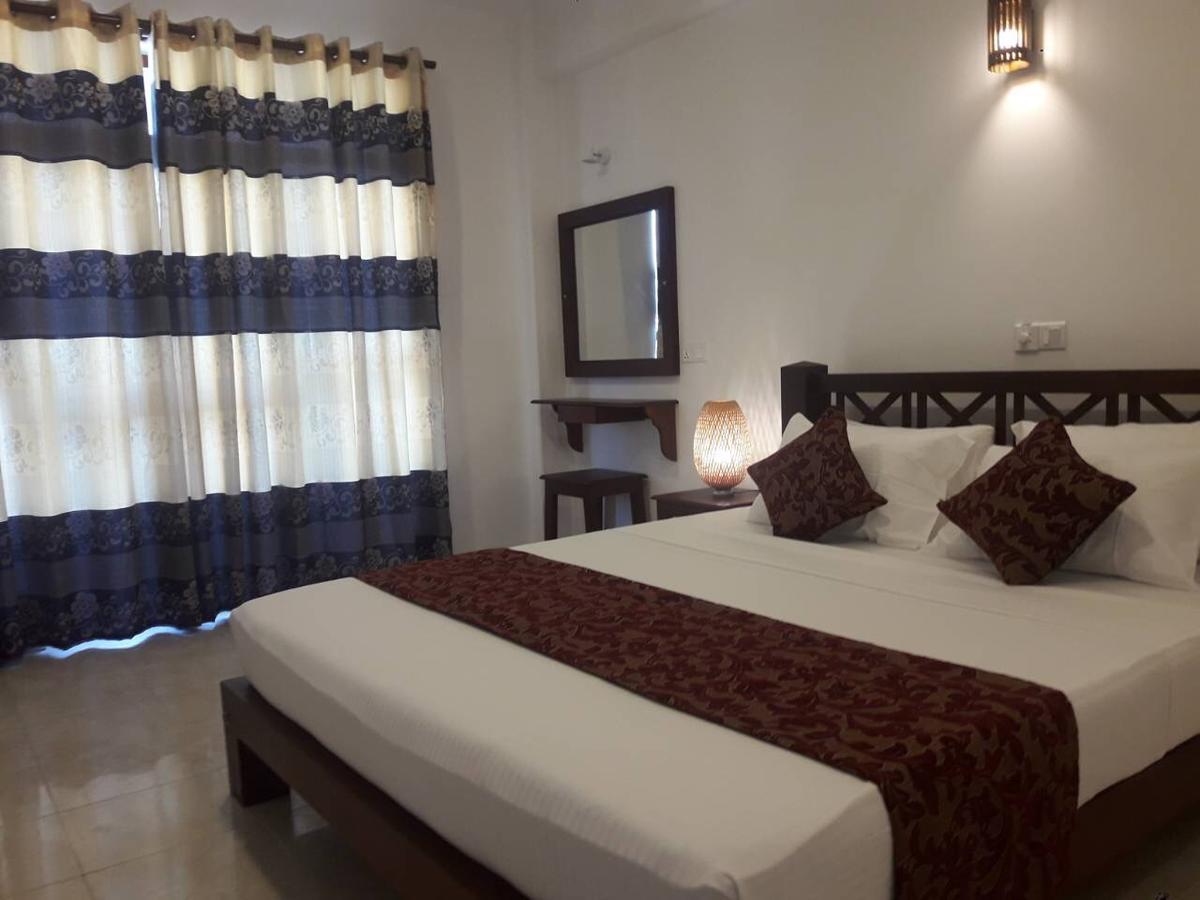 Hikka Regent Hotel Хиккадува Экстерьер фото