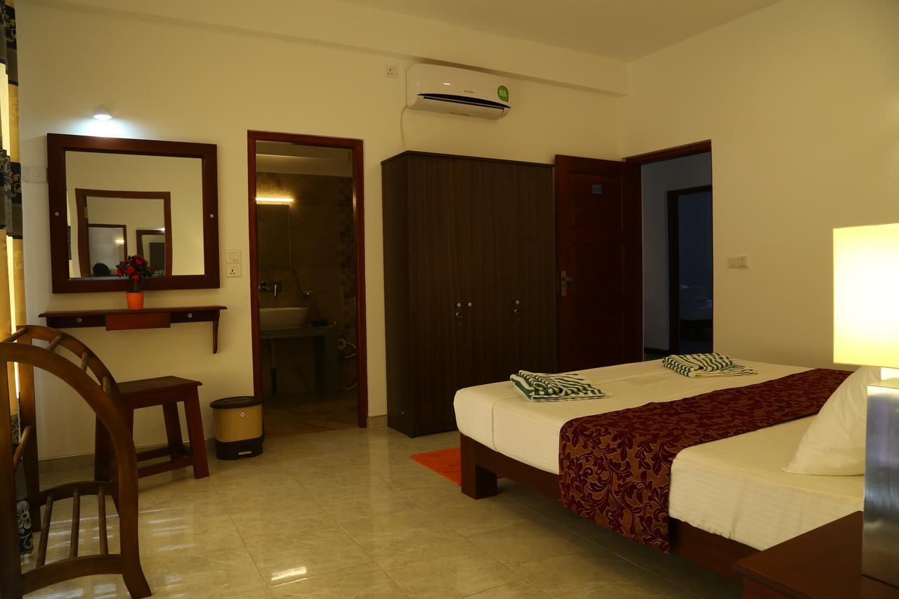 Hikka Regent Hotel Хиккадува Экстерьер фото