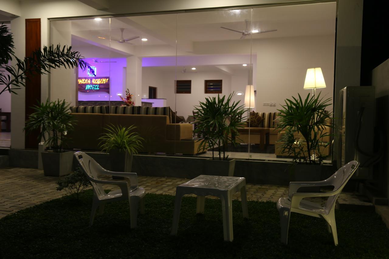 Hikka Regent Hotel Хиккадува Экстерьер фото