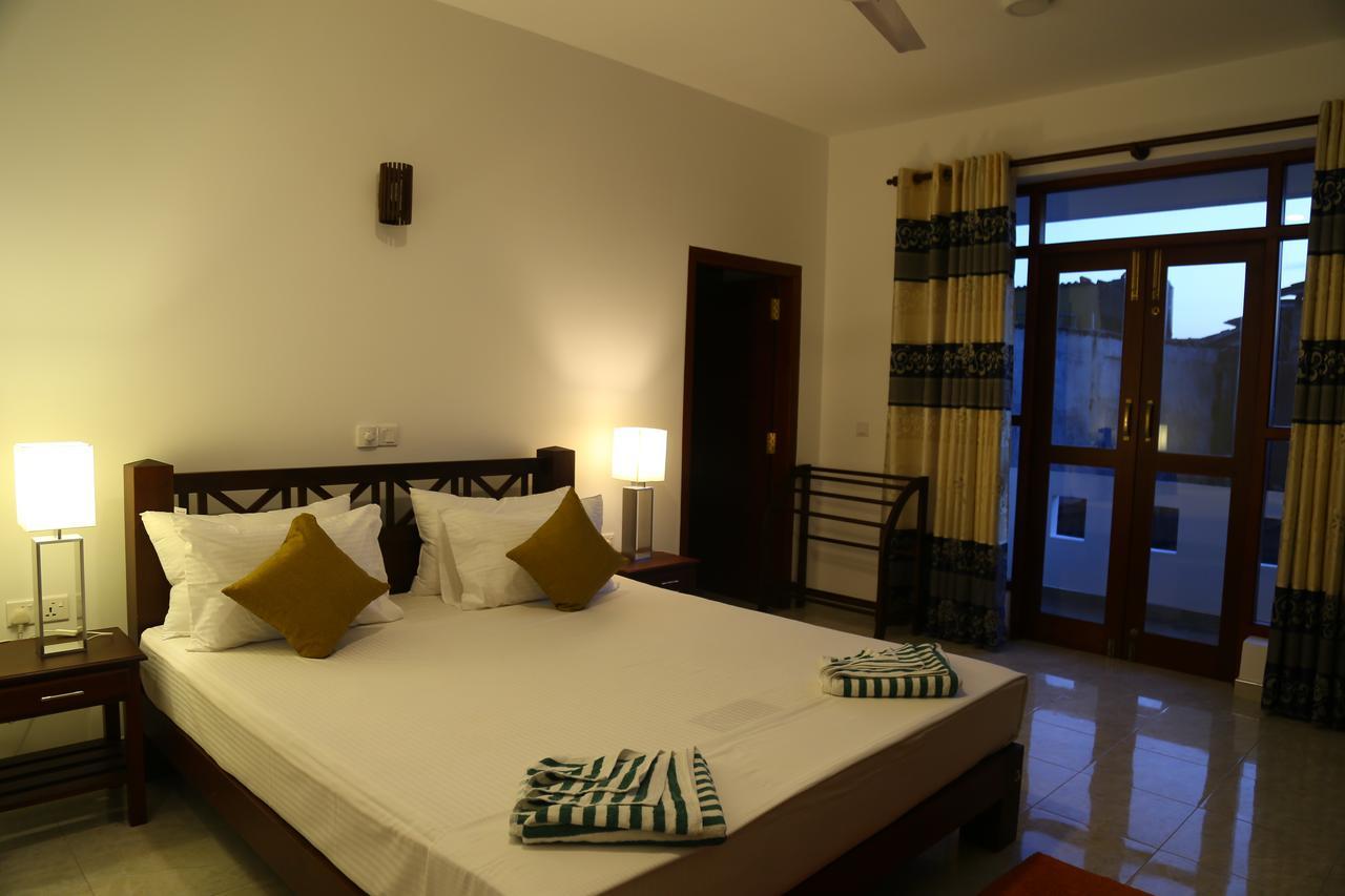 Hikka Regent Hotel Хиккадува Экстерьер фото