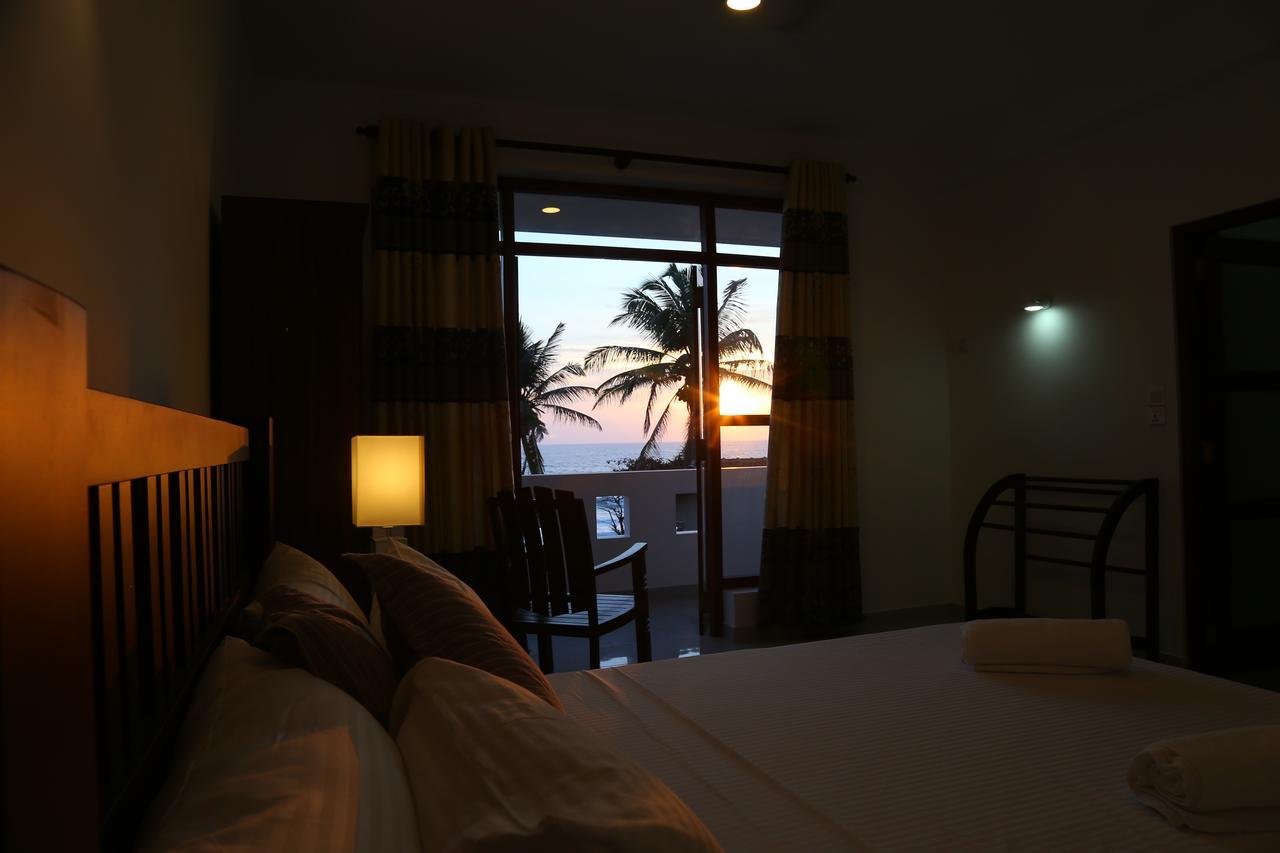 Hikka Regent Hotel Хиккадува Экстерьер фото